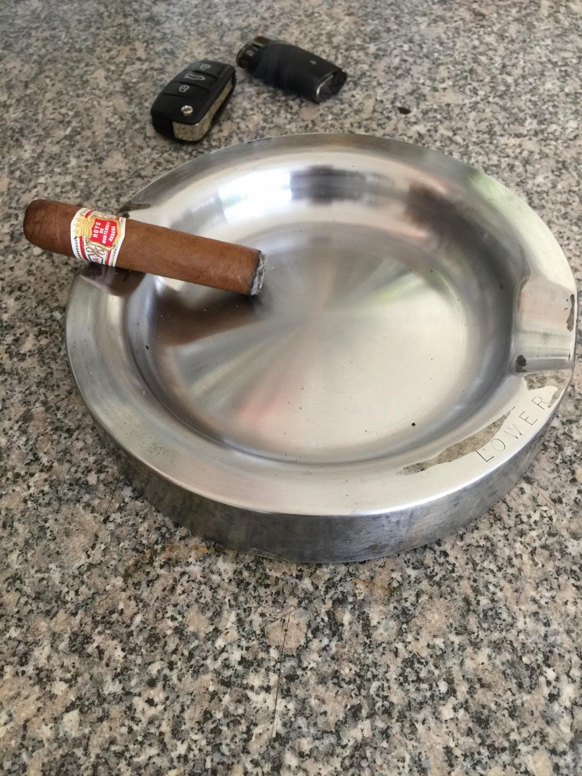 Custom Ashtrays Accessories Canada Cigar Forum